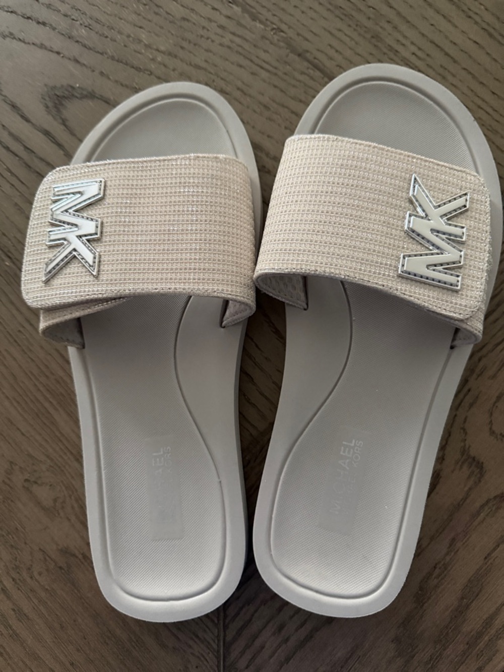 NWOT Michael Kors Neutral Beige MK Logo Slide Sandals Size 7